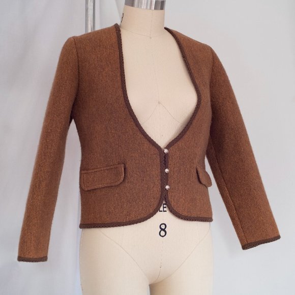 Vintage 100% Wool Cardigan made in Hong Kong Size 8 Tan - Picture 1 of 5